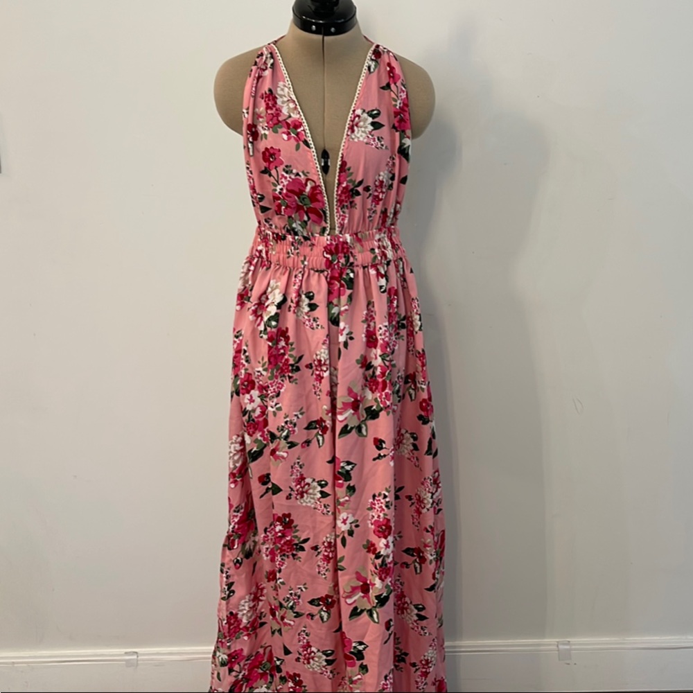 NWT Pink Plunge Neck Sleeveless Maxi Sundress